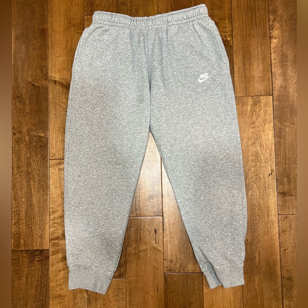 Nike Grey Sweatpants Joggers - Size Large